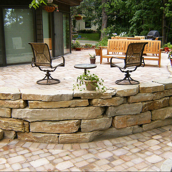 Rustic Weather Edge Outcropping - Monacelli Stone Company